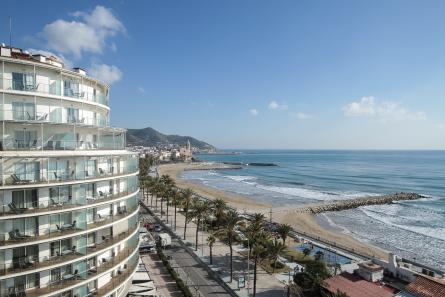 Fachada Hotel Calipolis Sitges